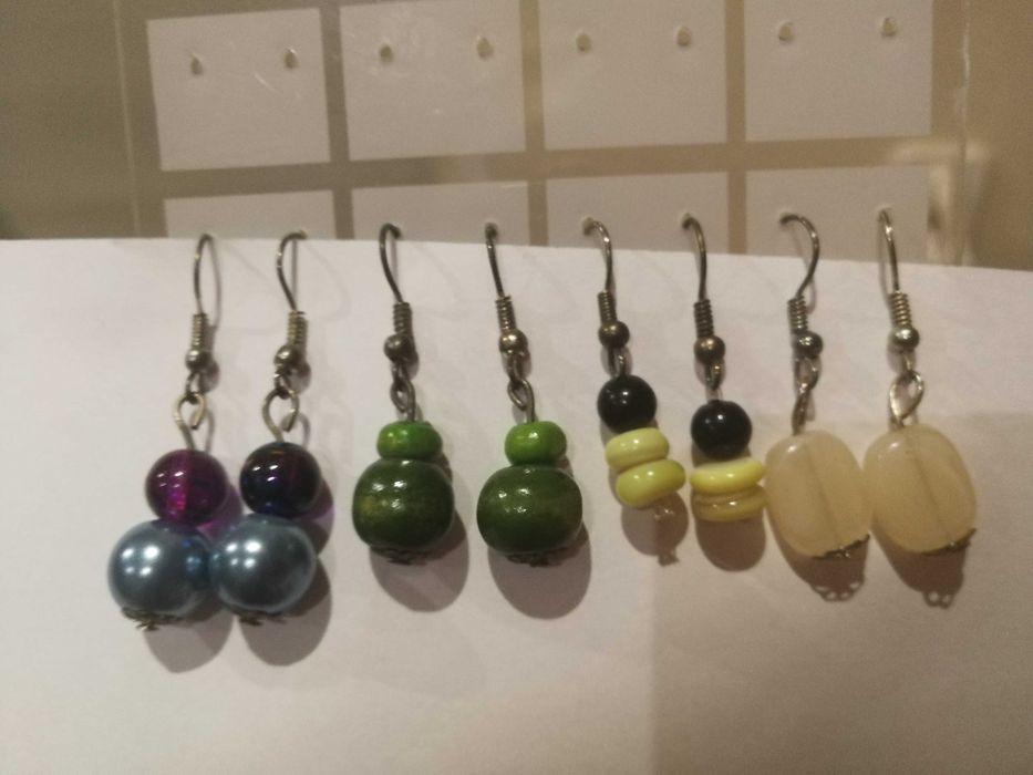 Biżuteria kolczyki bransoletka naszyjniki wisior