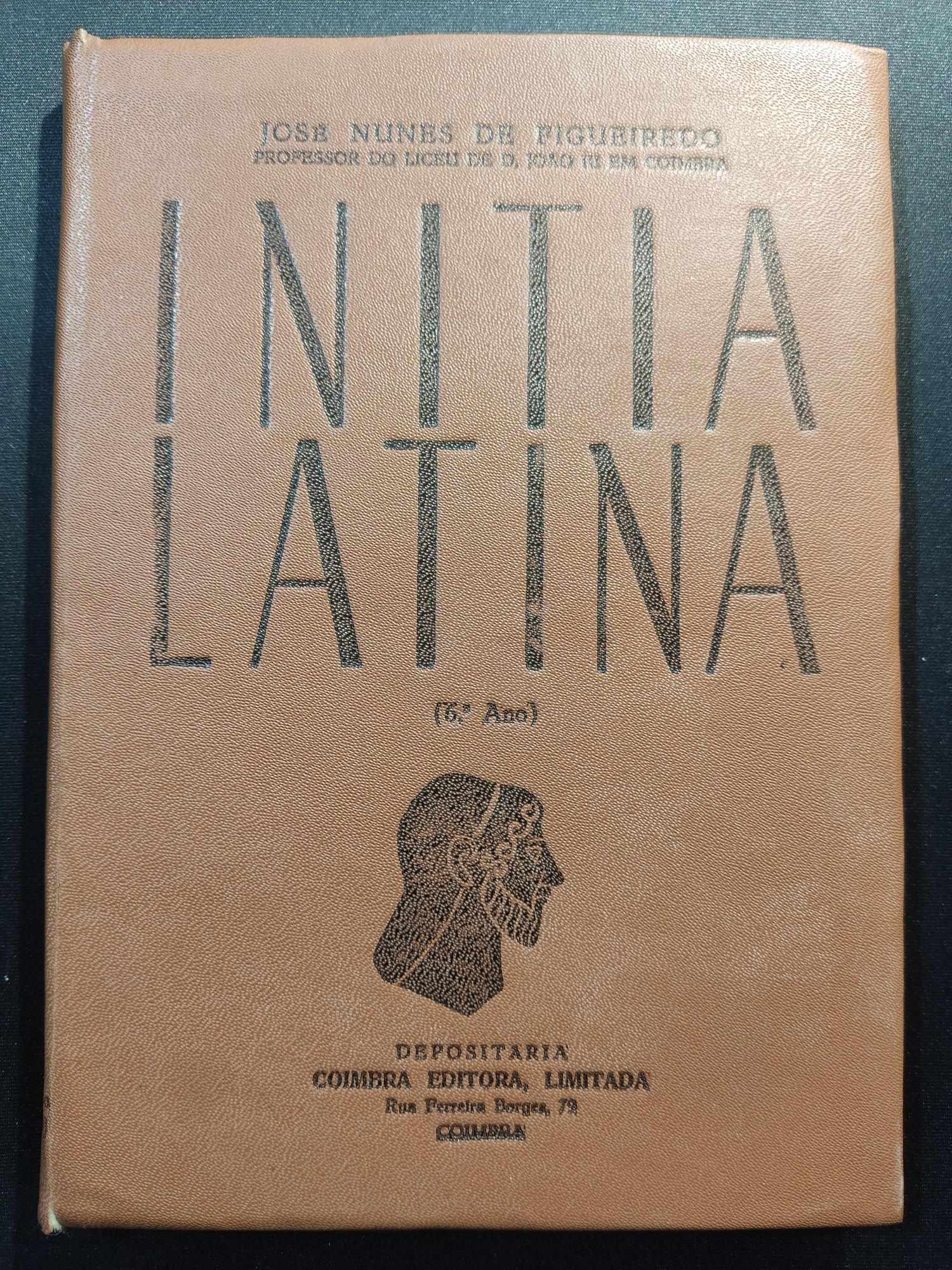 Livro Initia Latina 5° ano