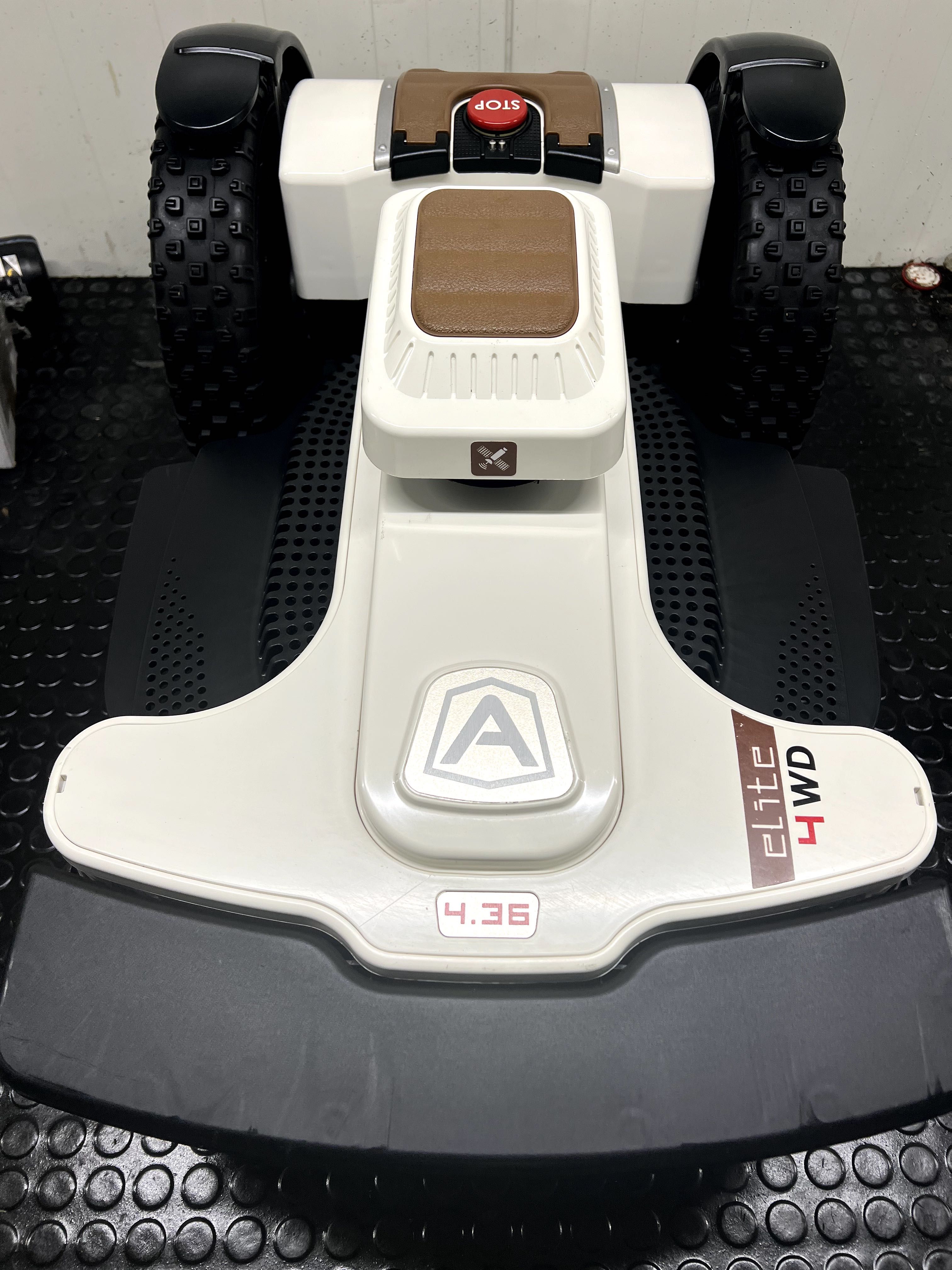 Robot Koszący Ambrogio 4.36 4WD RTK