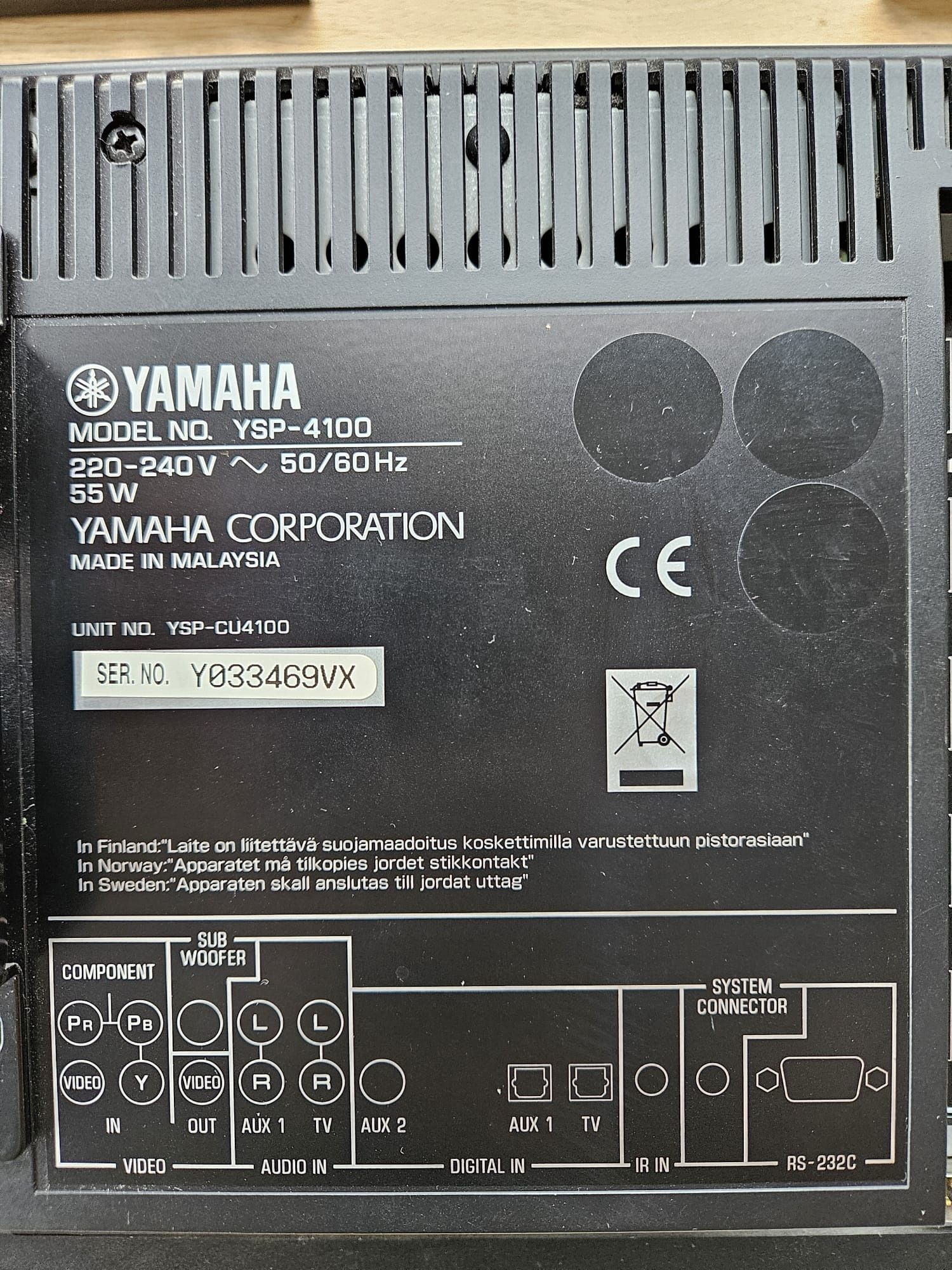 YAMAHA YSP-4100 Cyfrowy projektor + Uchwyt ścienny Yamaha
SPM-K30