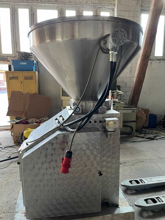 Nadziewarka próżniowa Talleres Cato 250 litrów