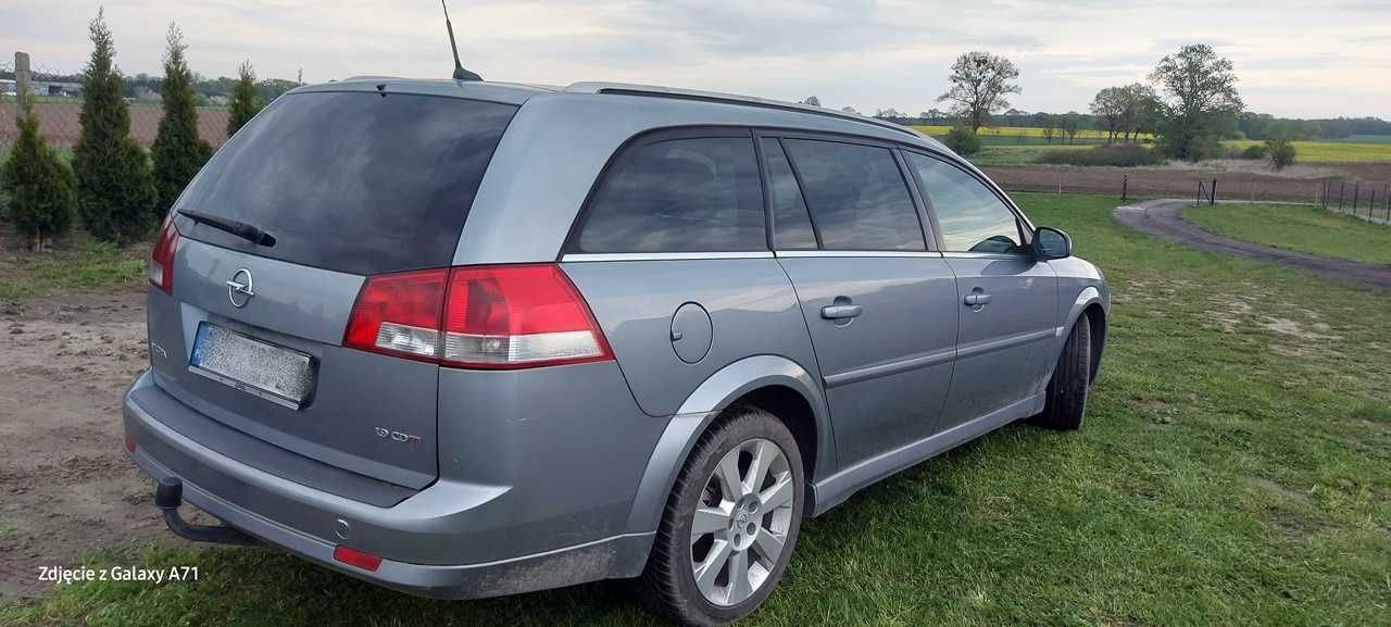 Opel Vectra C Lift 2006r 1.9CDTi 150KM DB Stan!Klima!Alu!Hak!Polecam!