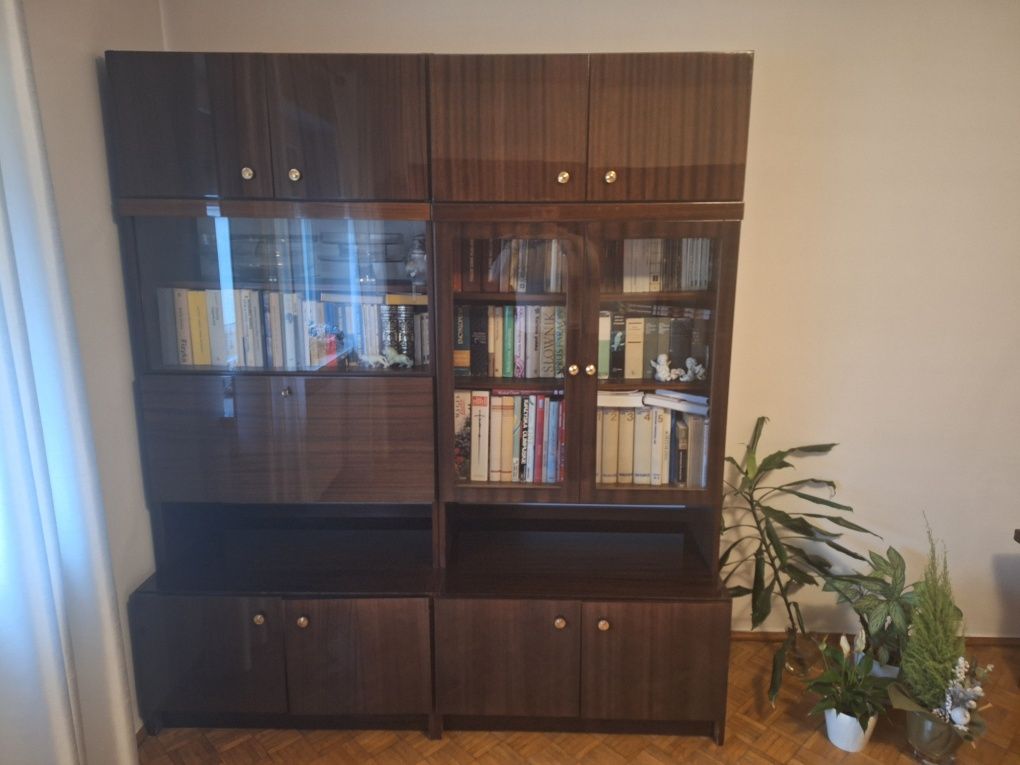 Meblościanka ciemny brąz wysoki połysk