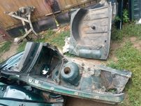 Чверть Е39 четверть БМВ кузов боковина кузовщина стакан крило лонжерон