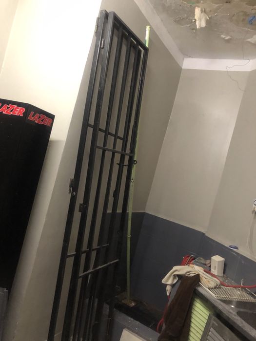 Brama , kraty antywłamaniowe wysokie wejściowe sklepowe 2,7m