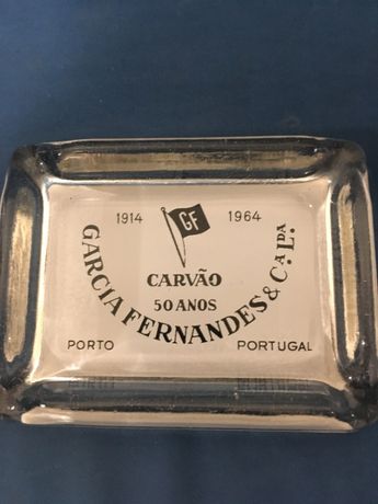 Cinzeiro em vidro de 1964 - Garcia Fernandes & Cª