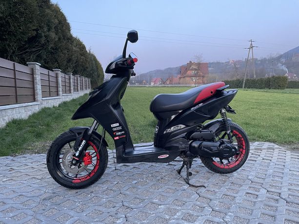 Aprilia SR 50 Motard