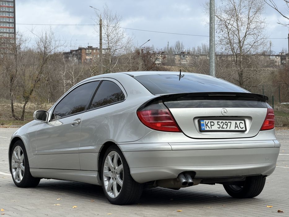 Mercedes-Benz C-Class 2001