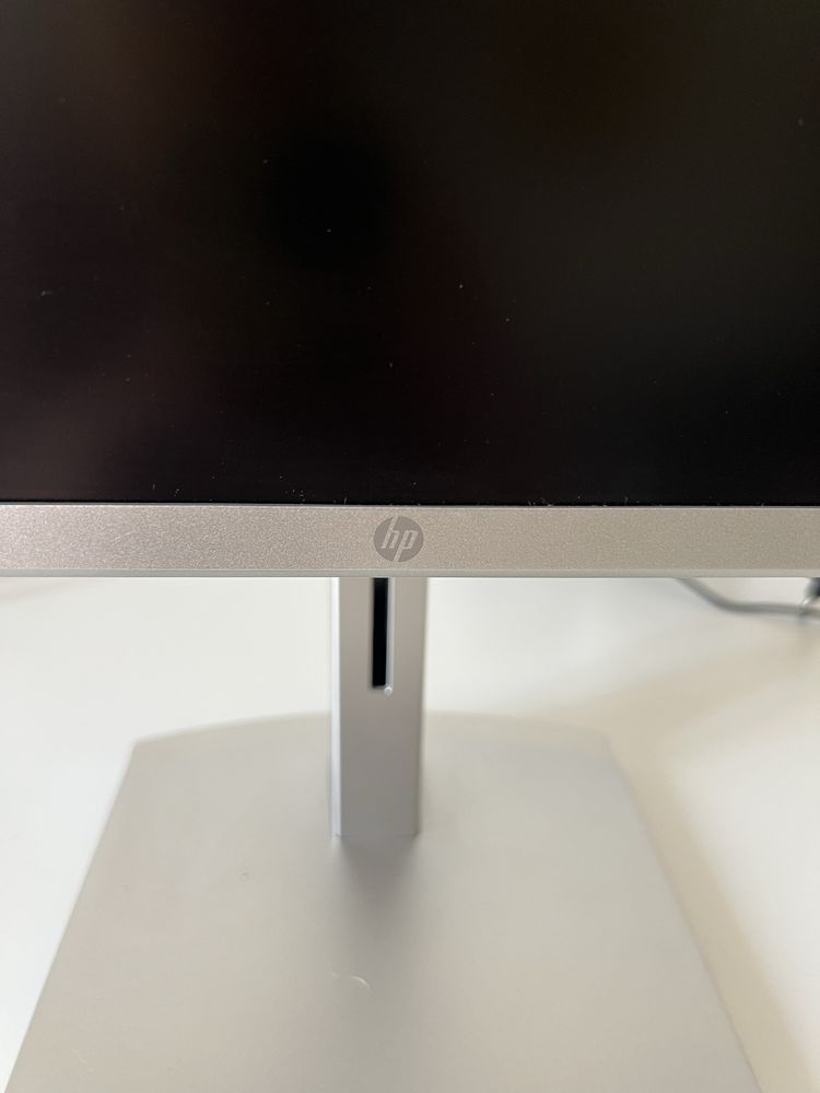 Monitor HP M24h FHD