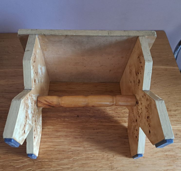 Taboret wys 29/ dł 36/ szer 23.5