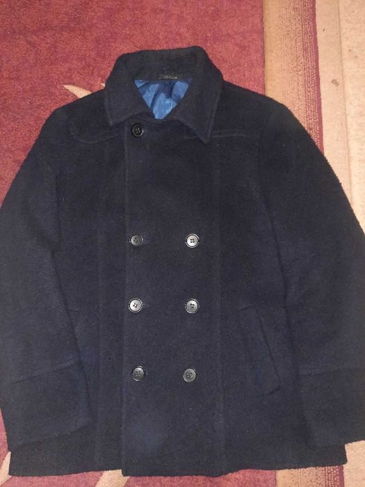 Чоловіче пальто темно-синього кольору фірми Arber