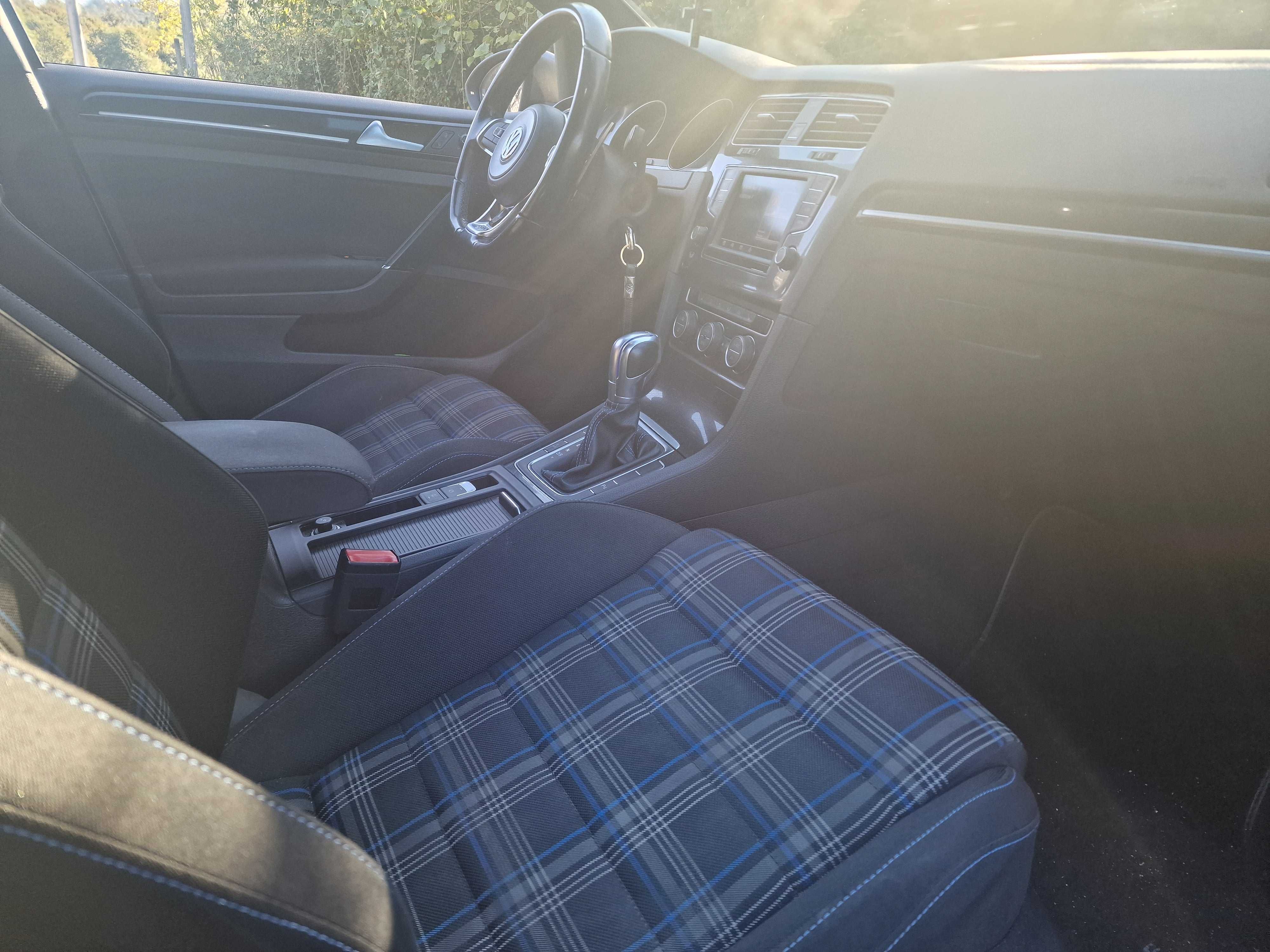 Vendo VW Golf 1.4 GTE Plug-in-Hybrid DSG