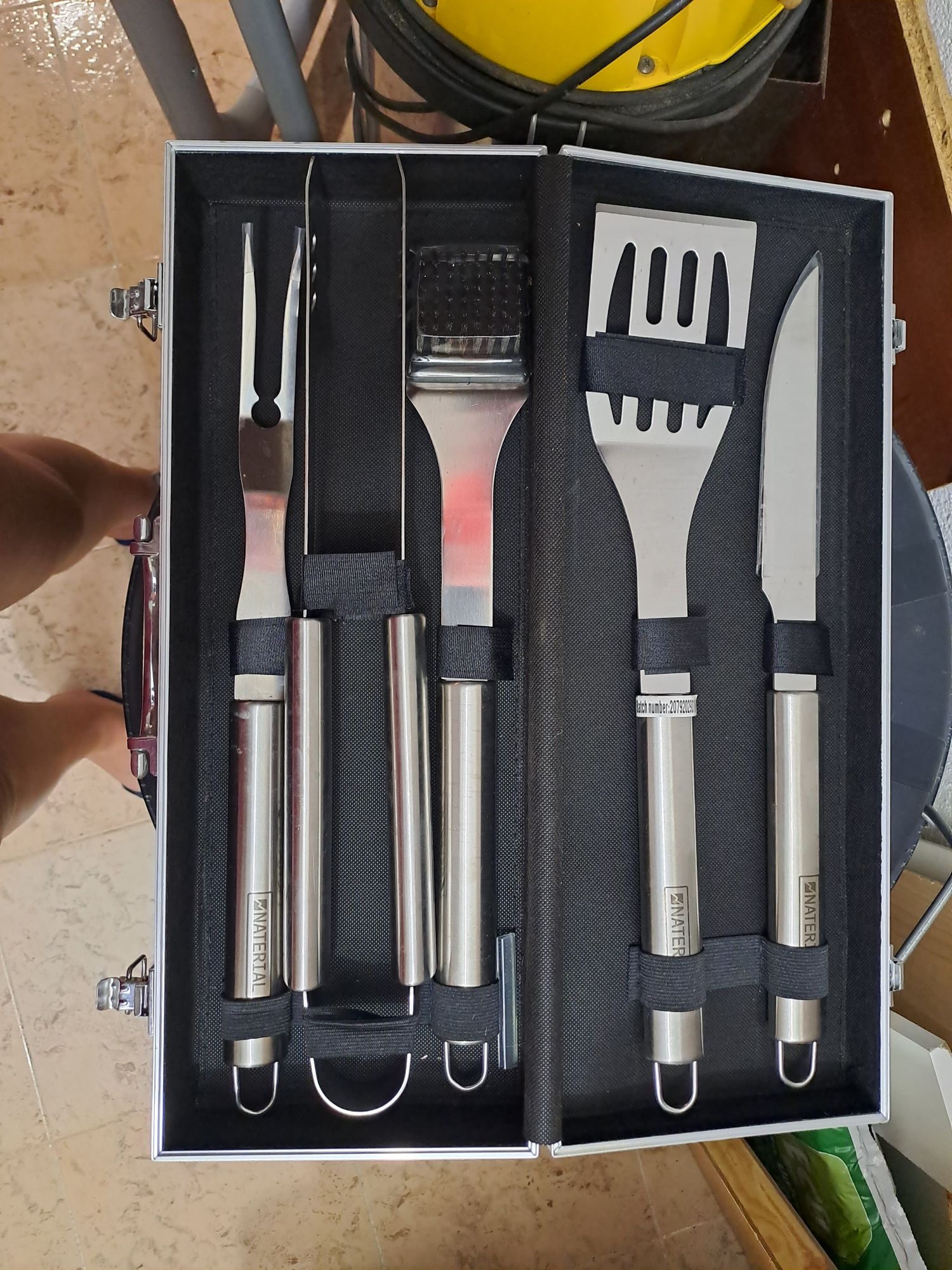 Conjunto de utensilios para barbecue