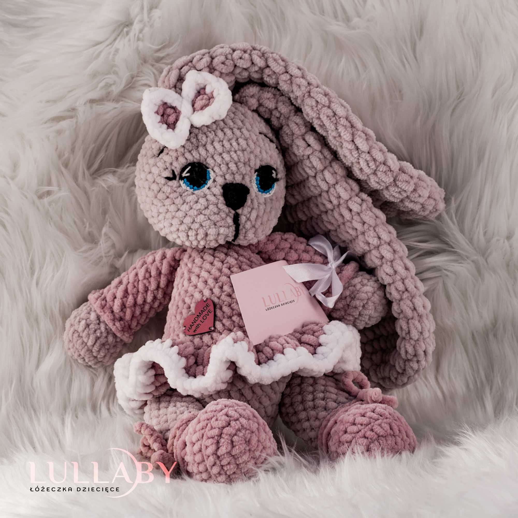 Amigurumi, miś na szydełku, maskotka ręcznie robiona, handmade.