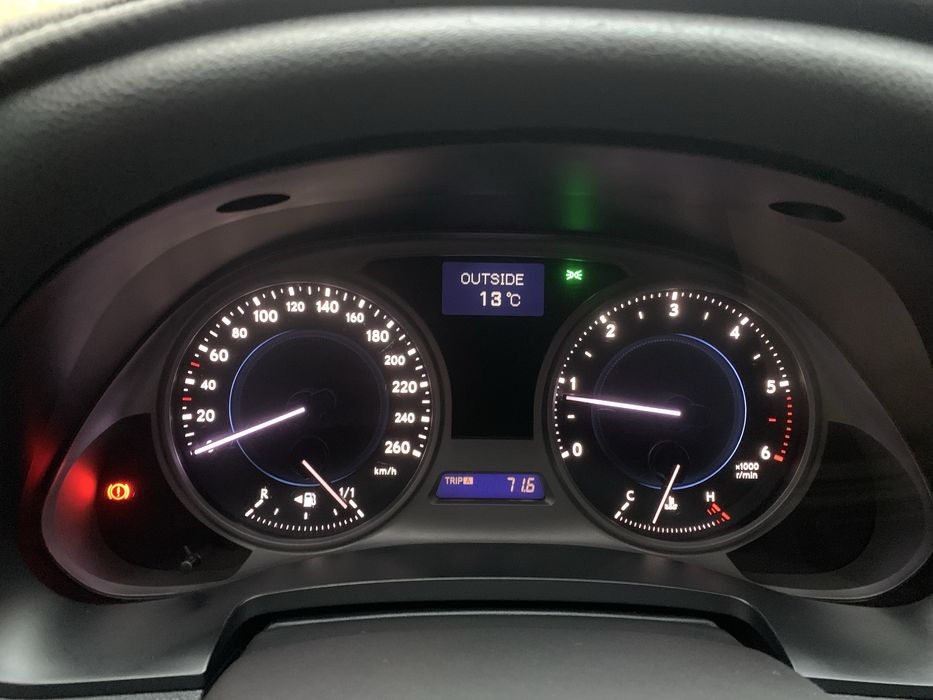 Продам Lexus IS