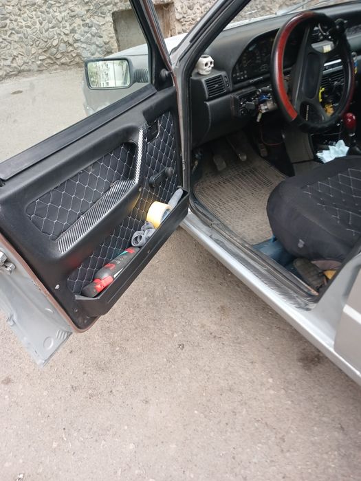 Фиат уно рест 1984г.