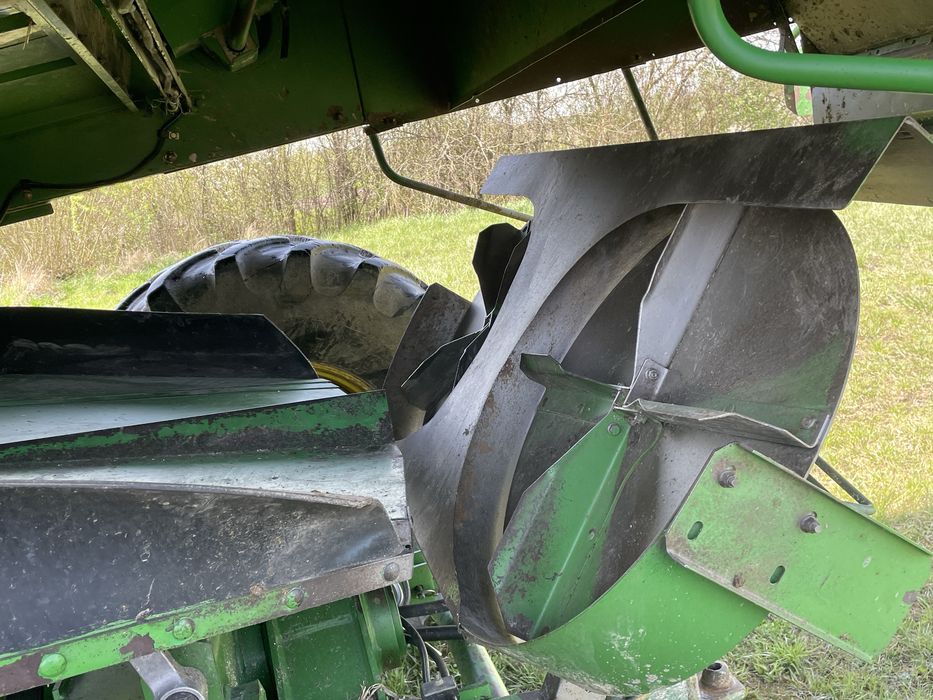 Комбайн John Deere wts 9640