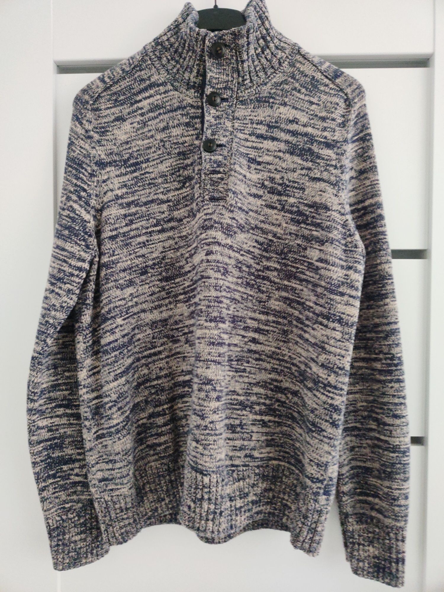 Gruby sweter z guzikami L 
LOGG Label of Graded Goods marki H&M