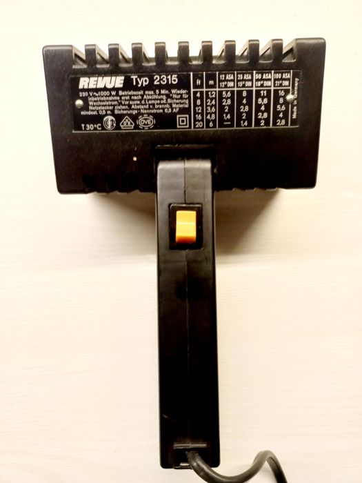 Lampa Revue 2315 halogen reflektor led 230 ręczny
