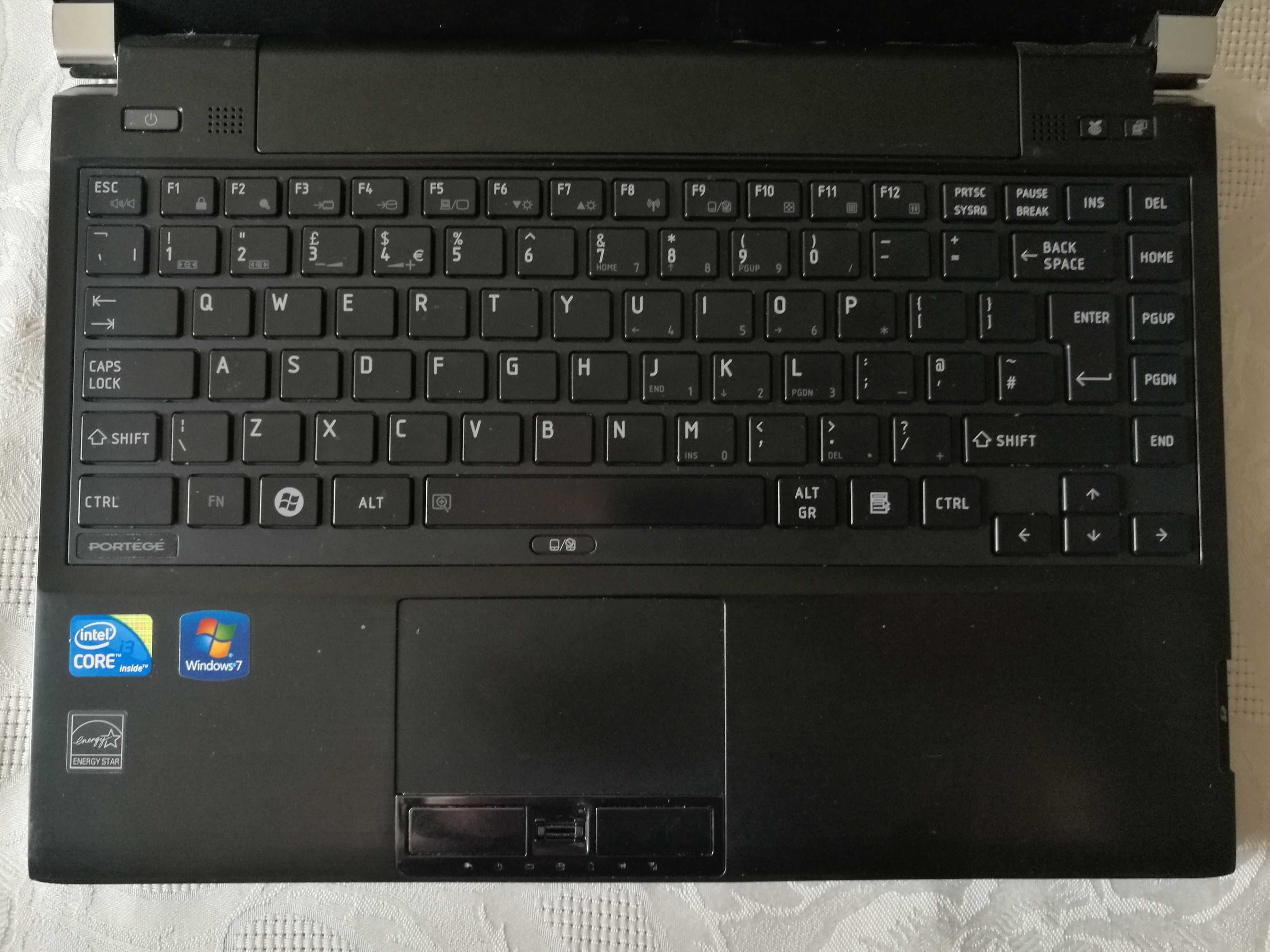 TOSHIBA Portege R700