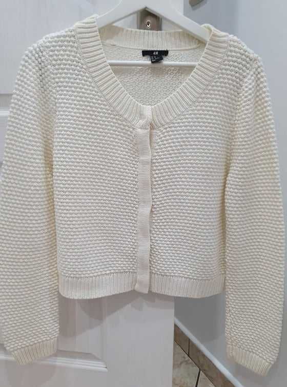 Biały elegancki sweter H&M rozmiar M