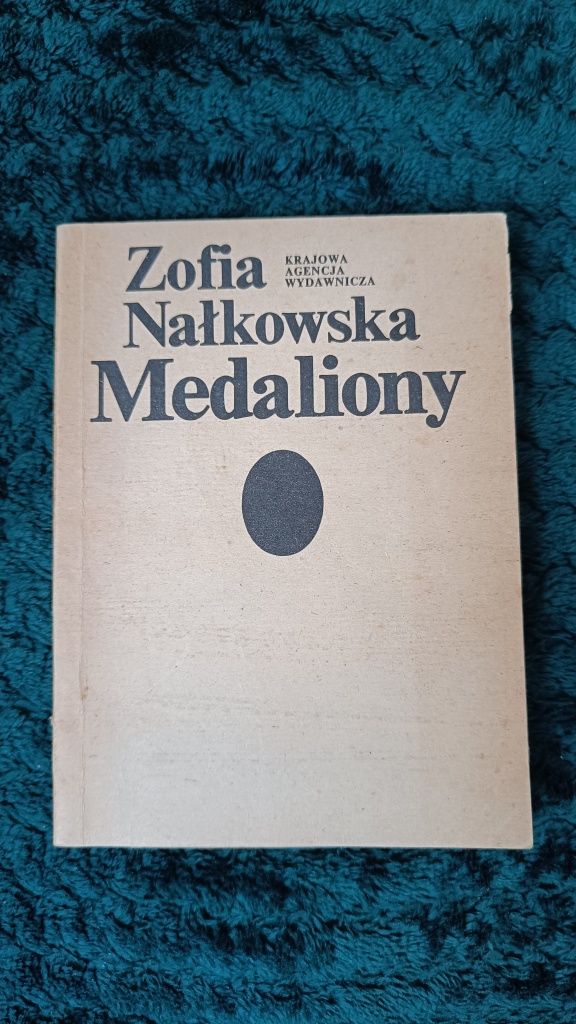 "Medaliony" Zofia Nałkowska
