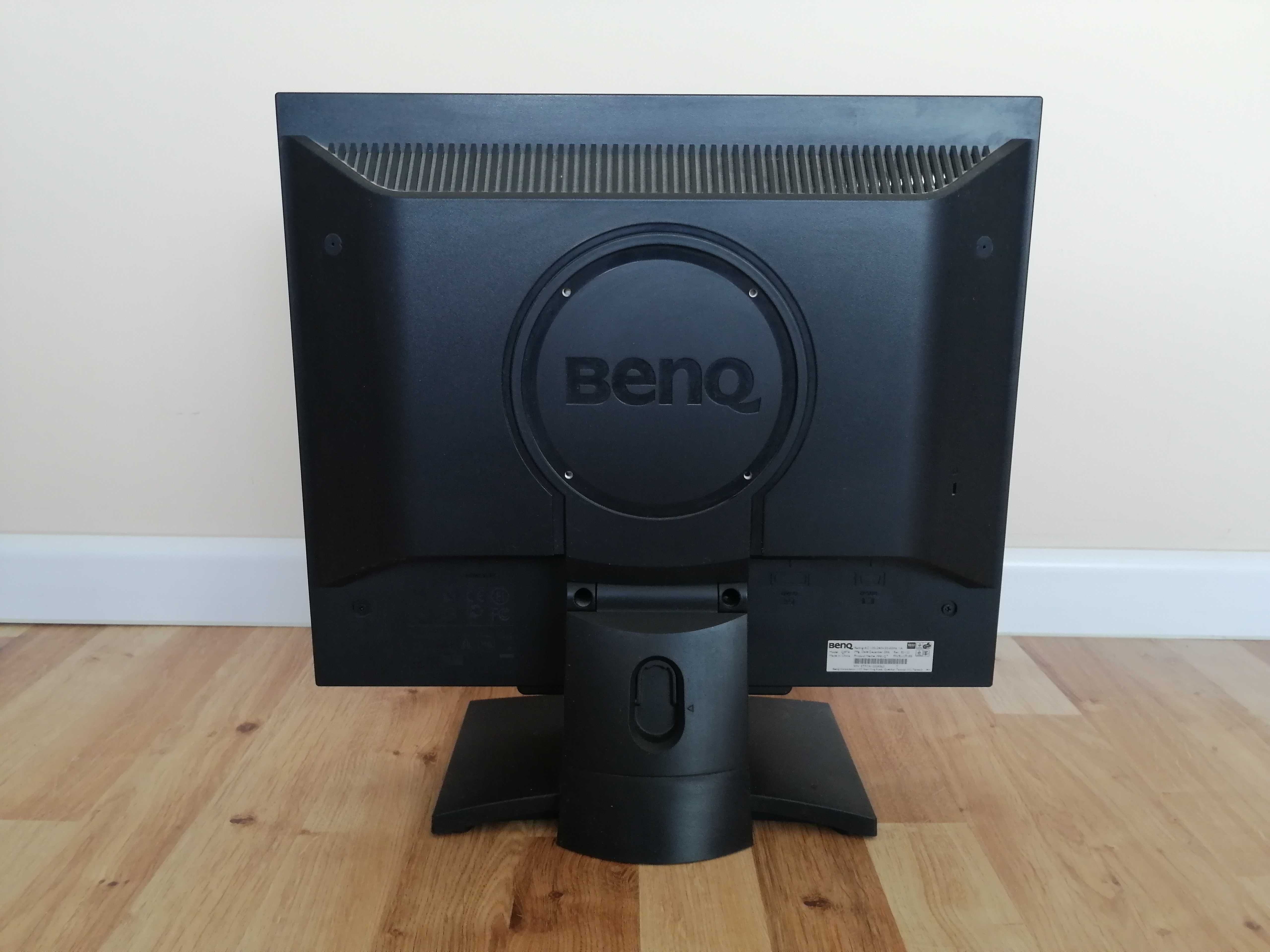 Monitor 19 cali BENQ Q9T4 – stan bardzo dobry