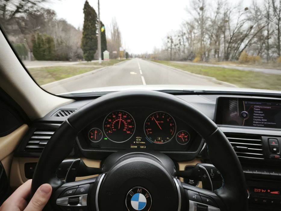 Продам BMW F30 328i