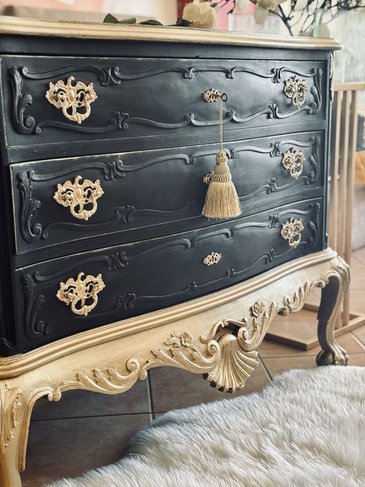 Cómoda Luxurious Black