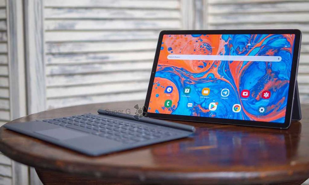 Планшет-телефон з клавіатурою Samsung Galaxy Tablet Brown 11"