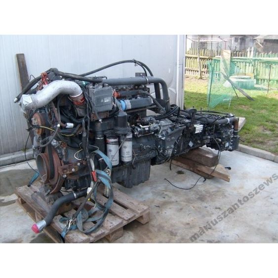 Двигатель  евро5 Renault Magnum E5 DXI13 dxi-13 VOLVO