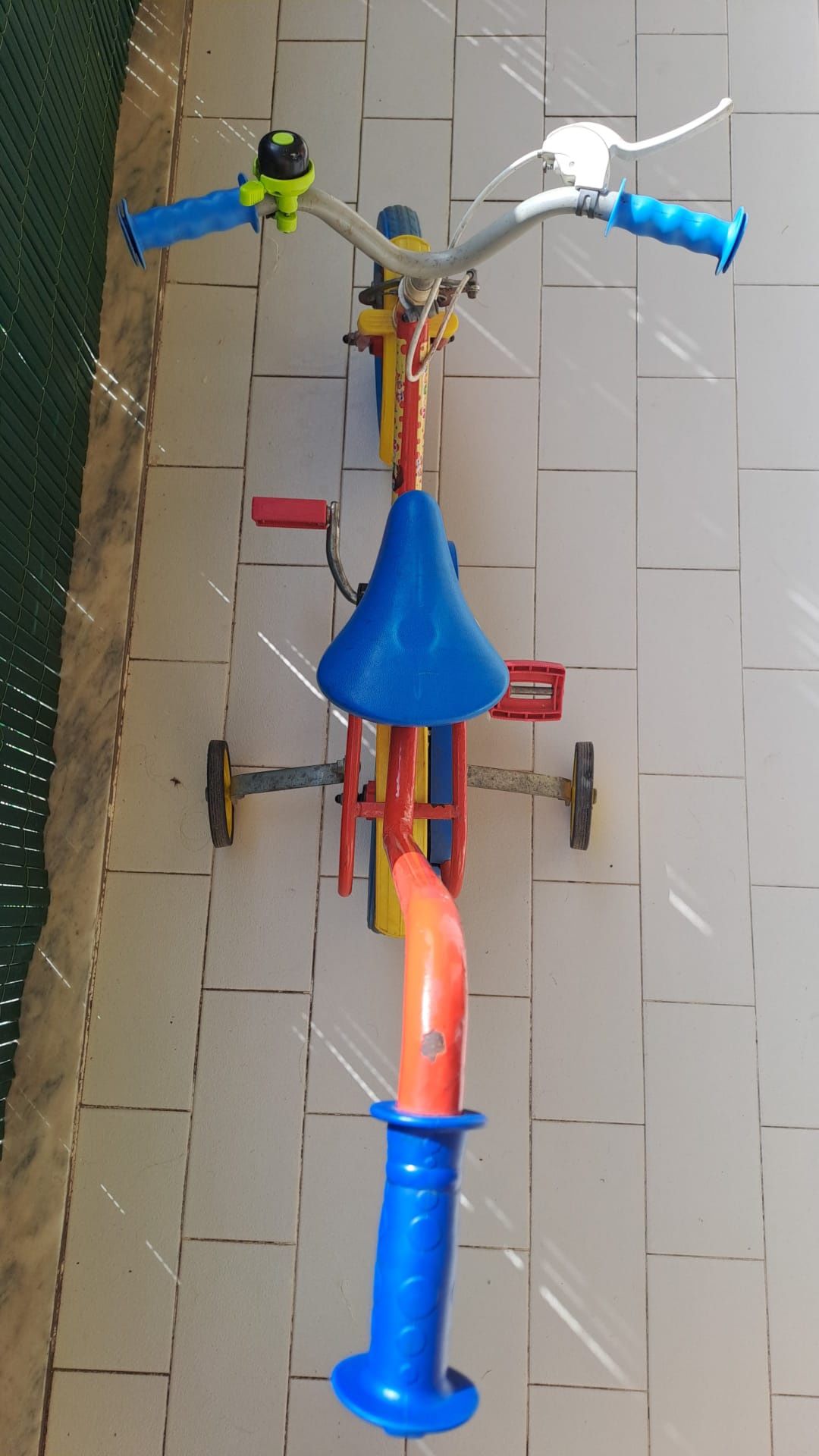 Bicicleta com desenhos do Nody