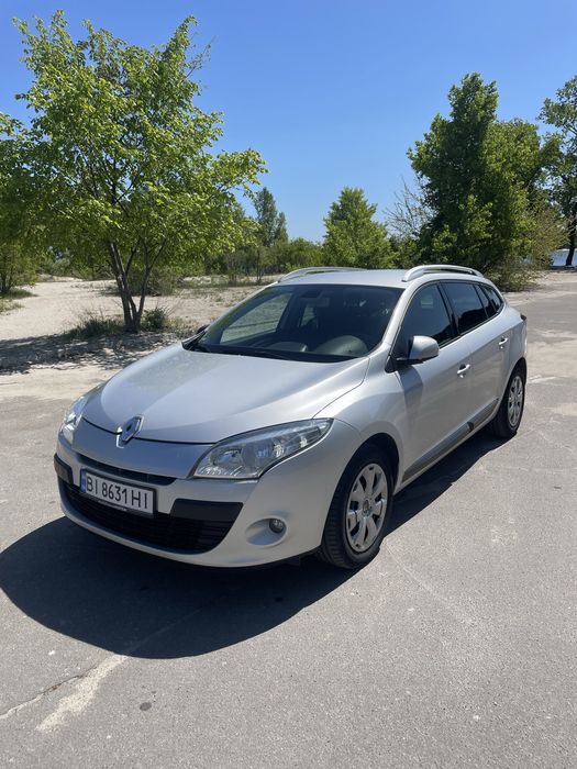 Renault Megane 3 2009 1.6 Бензин Механика, Безключевой доступ, Климат