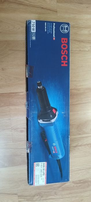 Frezarka BOSCH 750W GGS 30 LPS