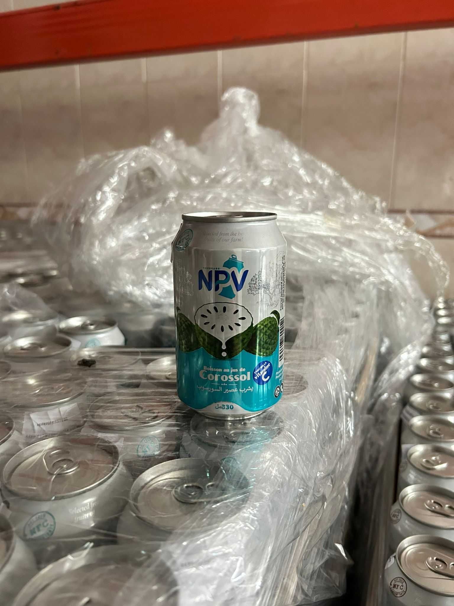 Vários refrigerantes diversos sabores