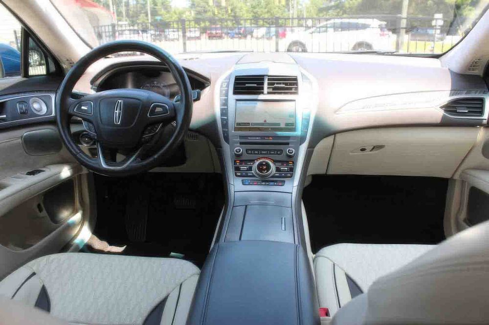 Lincoln MKZ Hybrid Black Label      2018