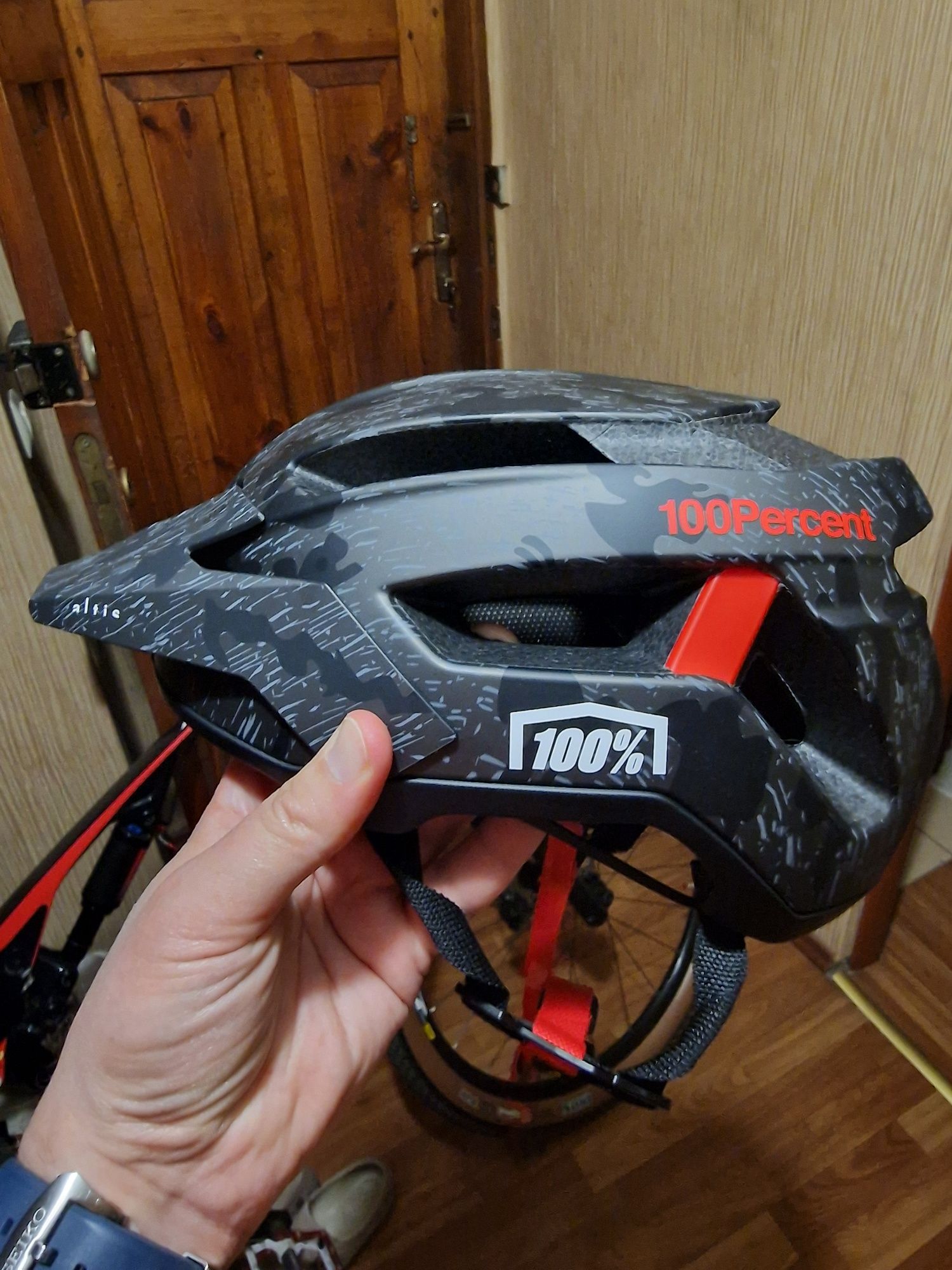Вело шлем Ride 100% ALTIS Helmet [Camo], S/m шара