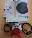 Konsola xbox series s dwa pady