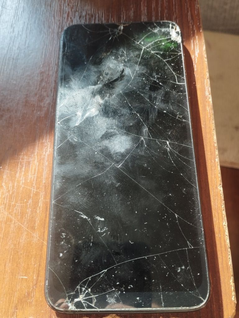 REDMI 10C торг уместен