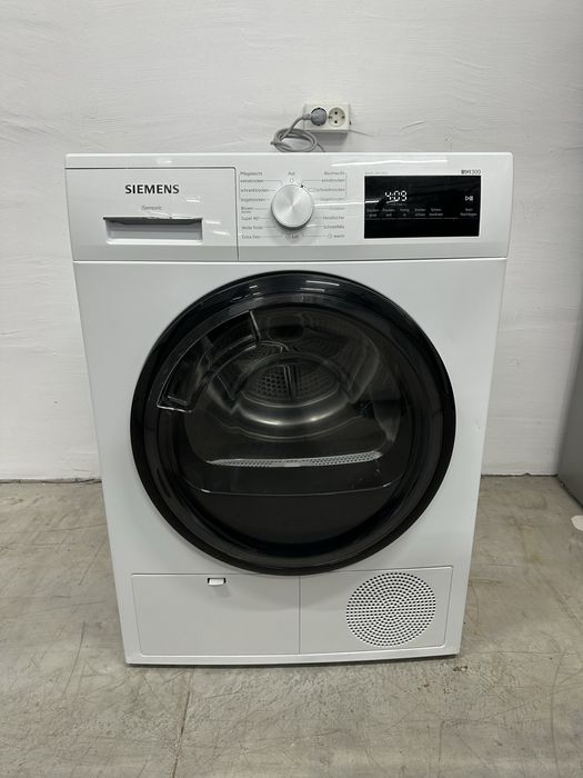 Сушильна машина Siemens  iq300 WT45HVG3/01 2023 рік