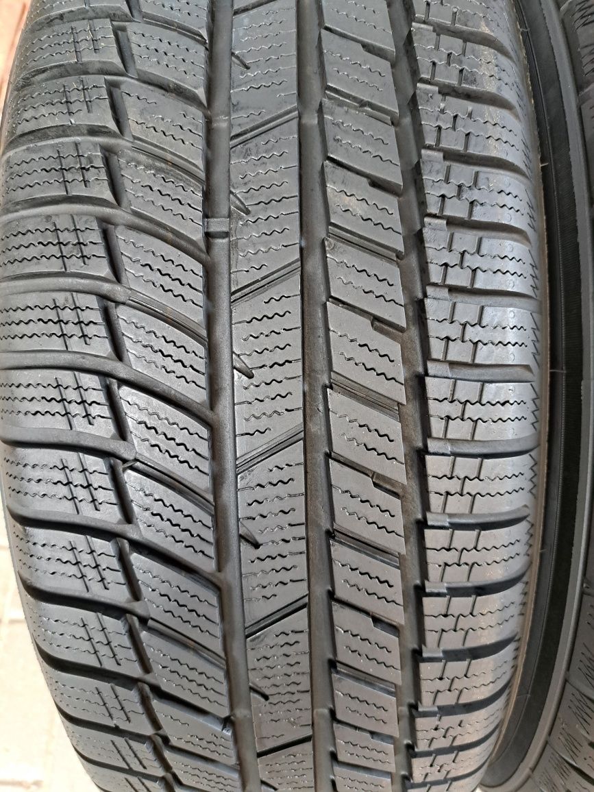 235/60r18 Toyo Snowprox S954 SUV Demo 2022r 2szt