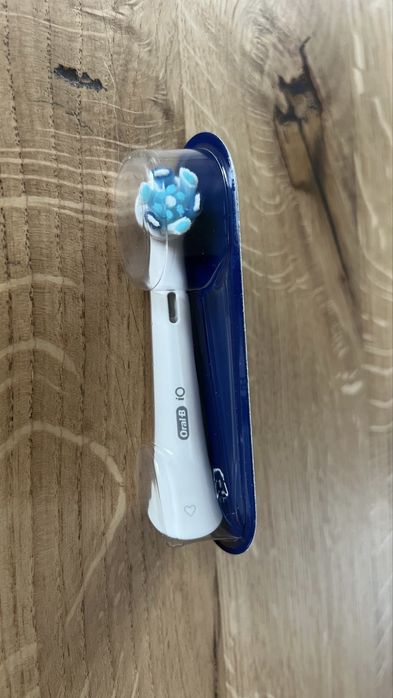 Oral B iQ końcówki do szczoteczki elektrycznej - 5 szt. (12 zł/szt.)