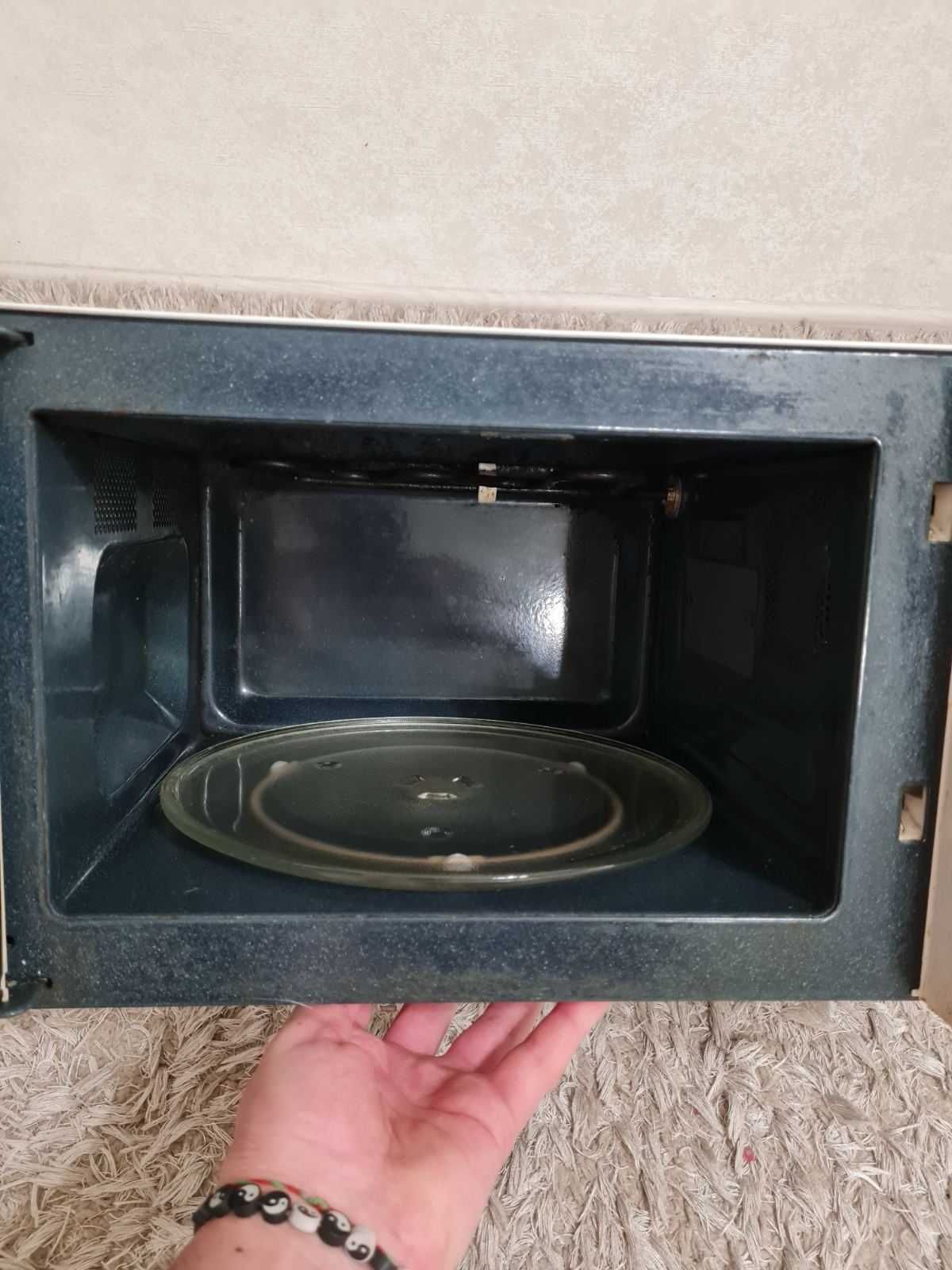 Микроволновая печь Samsung GE83UR