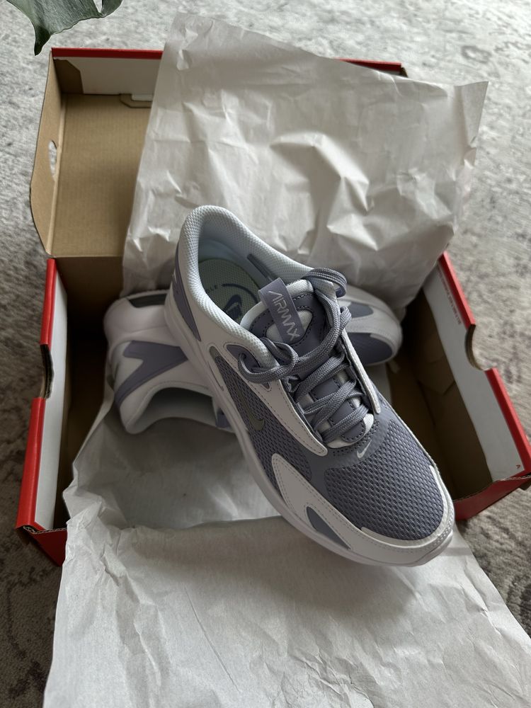Жіночі кросівки nike air max bolt розмір 38 Оригінал