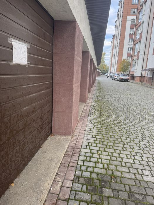 Здам в оренду, Гараж с. Крихівці, Калинова Слобода. В хорошому стані