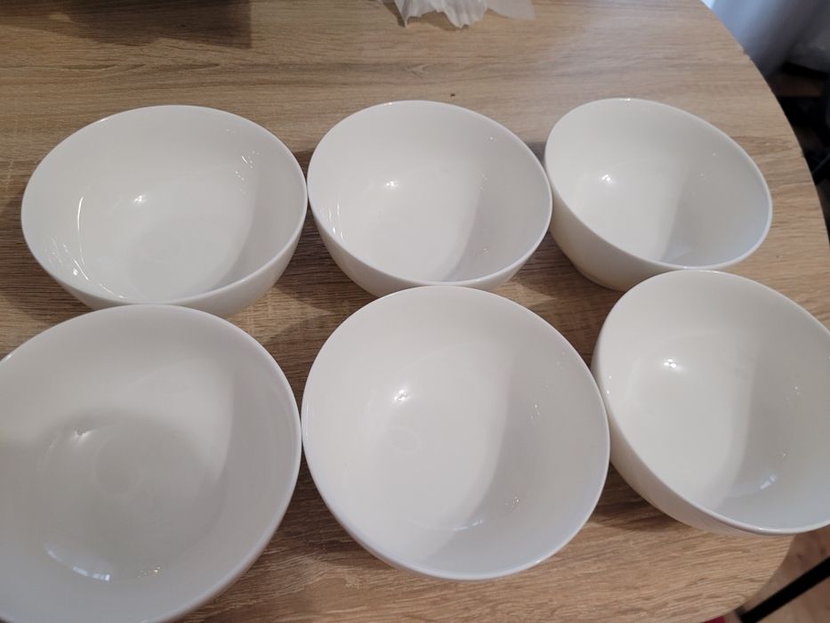 Miseczki porcelanowe salaterki 6 sztuk