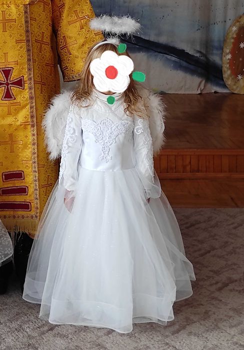 Оренда. Плаття біле,ангелок,зима