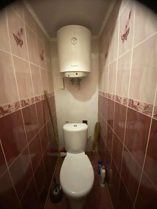Продаю трехкомнатную чешку на Даманском!