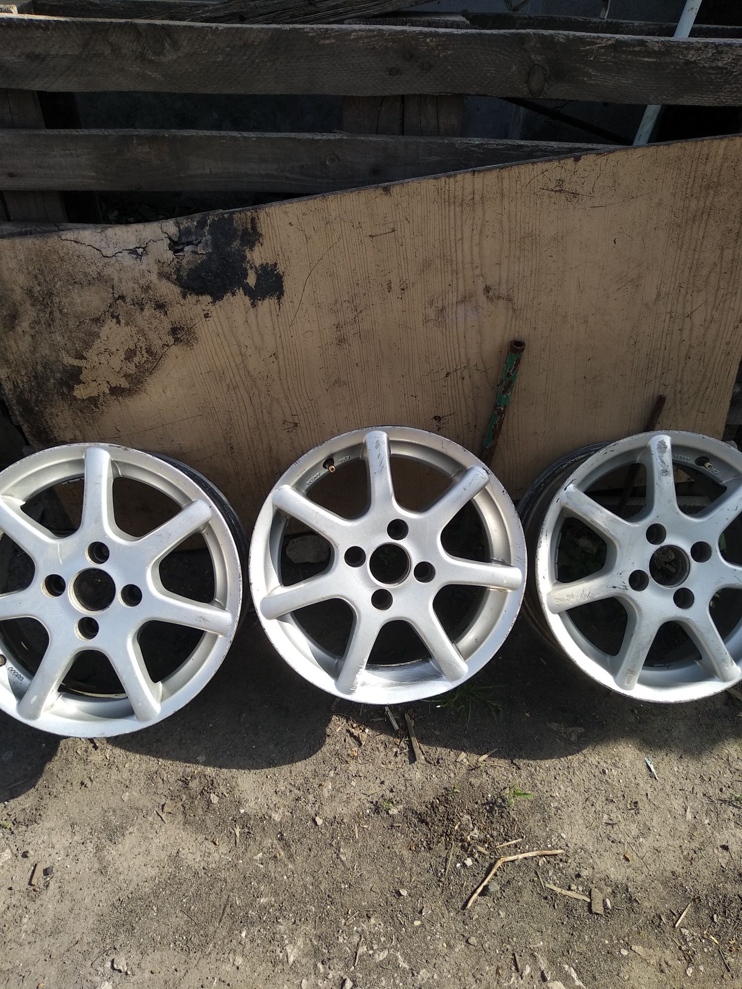 Продам диски 4/100 R14