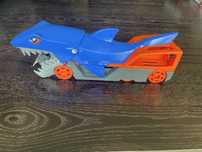 Camião HOT WHEELS Tubarão